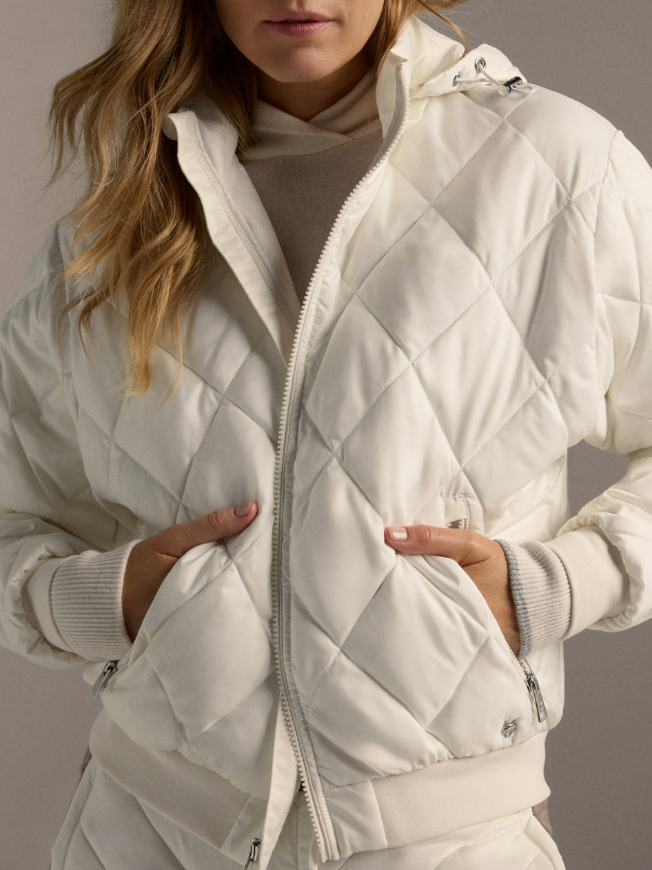 Greyson Clothiers Women's Holiday Look 5