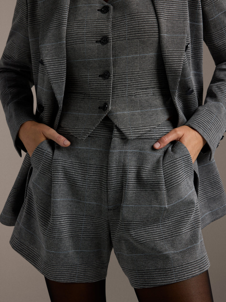 Greyson Clothiers Women's Holiday Look 8