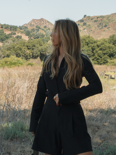 Greyson Clothiers Women's Lifestyle Look 2