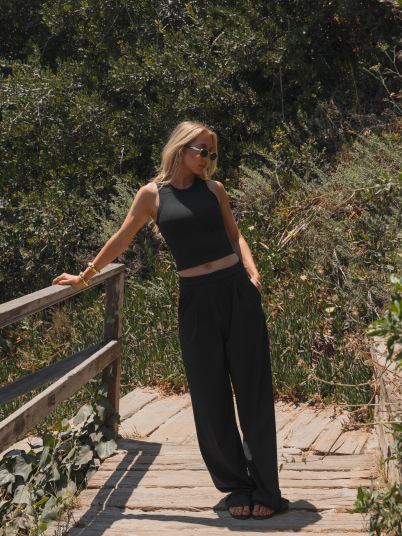 Greyson Clothiers Women's Lifestyle Look 5