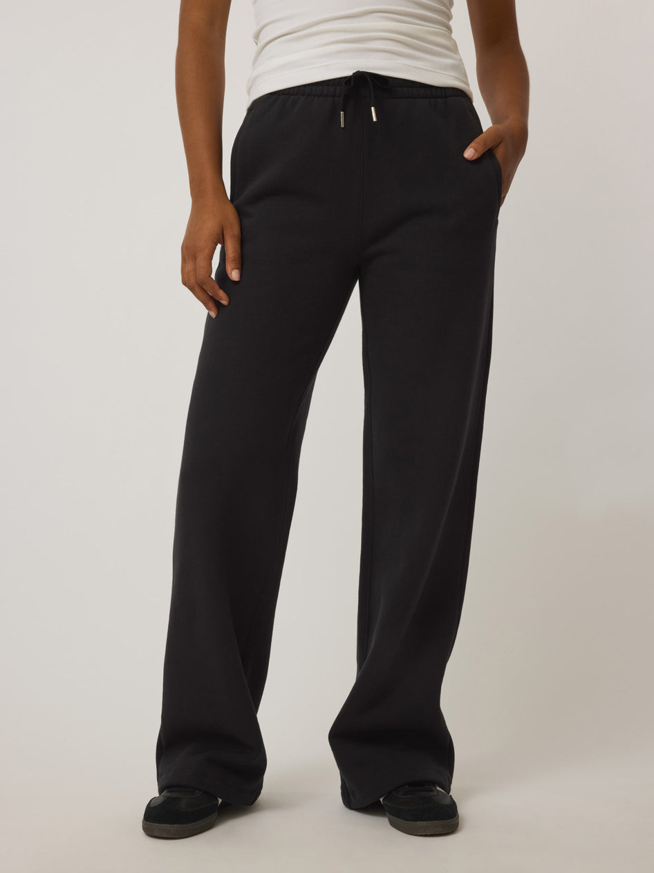 Greyson Clothiers Aspen Wide Leg Pant in SHEPHERD