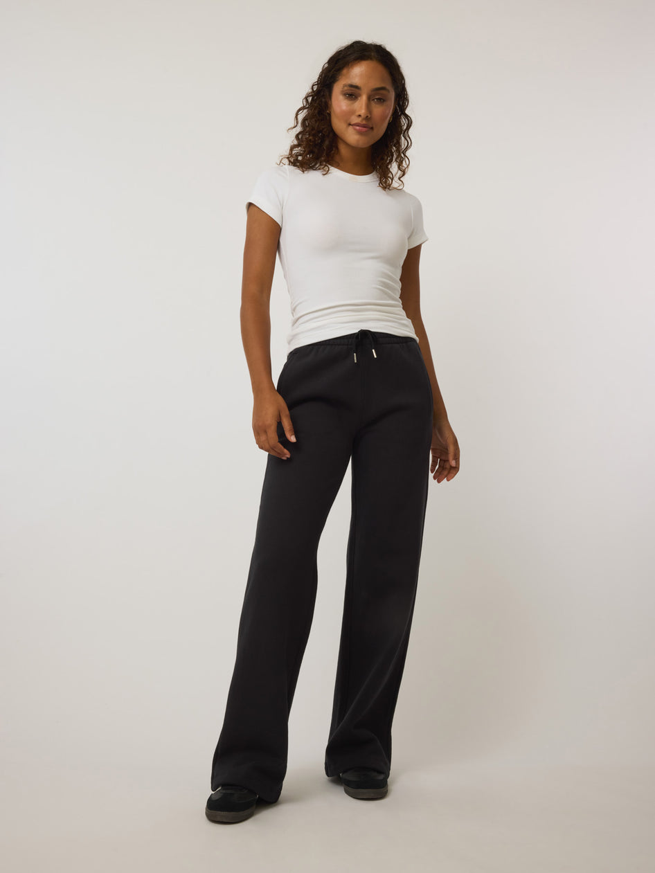 Greyson Clothiers Aspen Wide Leg Pant in SHEPHERD