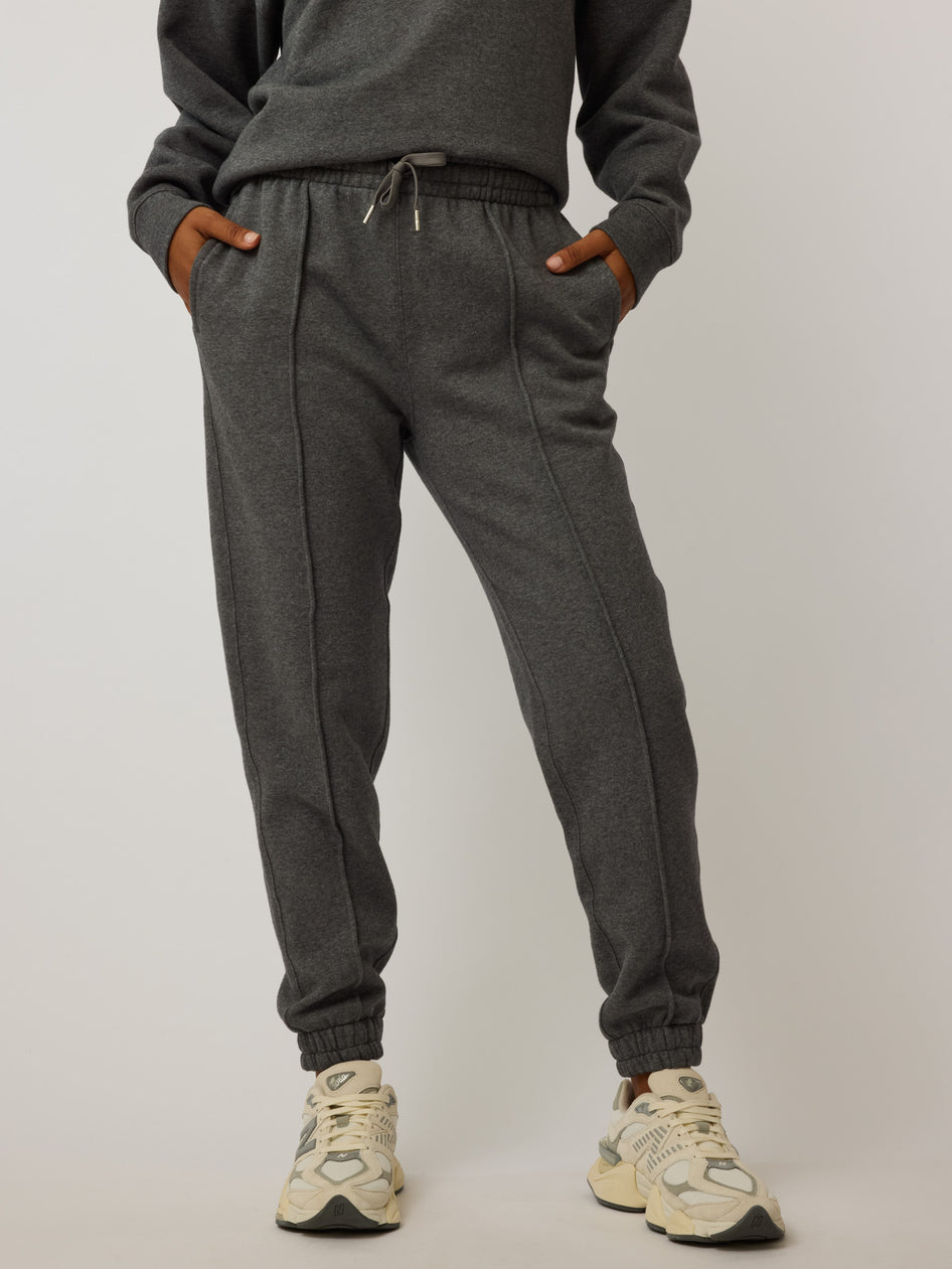 Greyson Clothiers Aspen Melange Jogger in SMOKE HEATHER