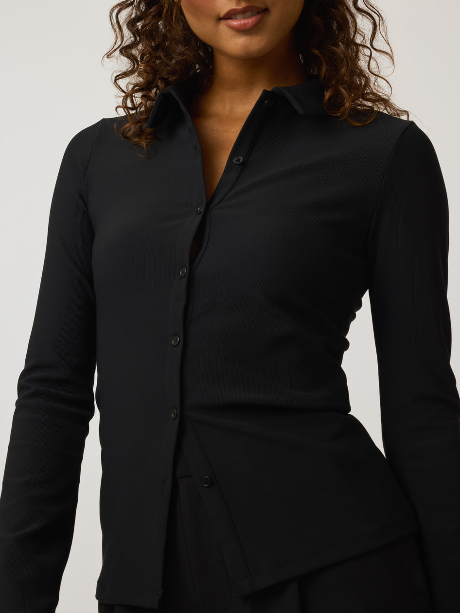 Greyson Clothiers Women's Lifestyle Look 2 in SHEPHERD