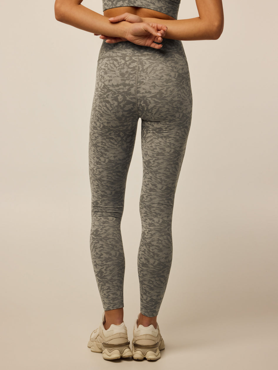 Greyson Clothiers Midas Wolf Jacquard Legging