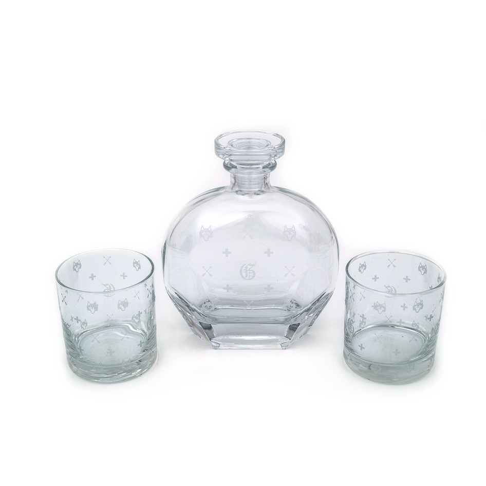 Greyson Clothiers G.O.A.T. On The Rocks Glasses and Decanter Set in Clear